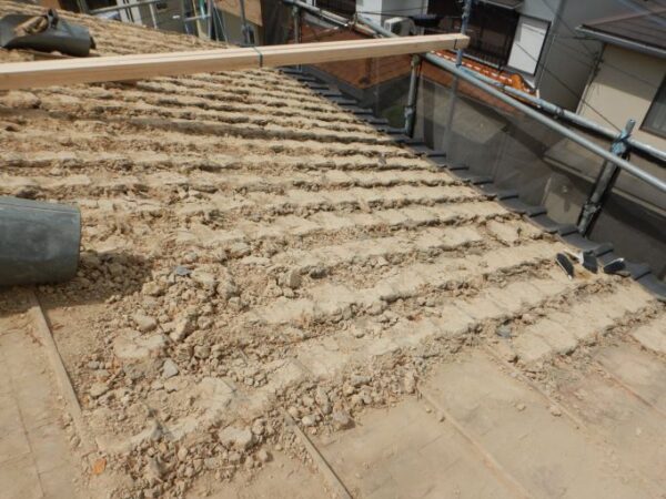 瓦、葺き替え、やり替え、古い、土、雨漏り、耐震、地震、重い家、思い家、対策、リフォーム、川西